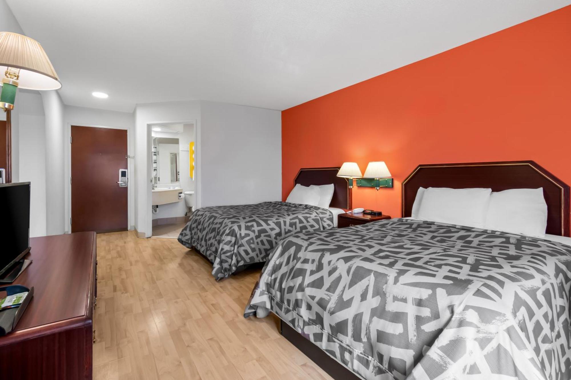 Scottish Inns & Suites - North Hershey Harrisburg Bagian luar foto
